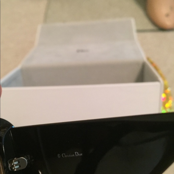 Dior Sunglasses Aventurian authentic gently used - Picture 4 of 7